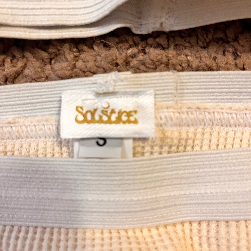 ✨Solstice Intimates Campfire Set - Picture 2 of 4